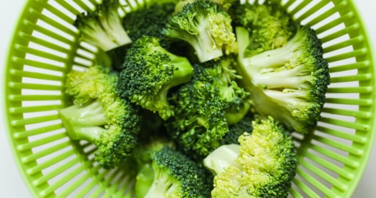 How to cook steamed broccoli